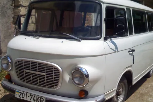 Barkas mikrobusz